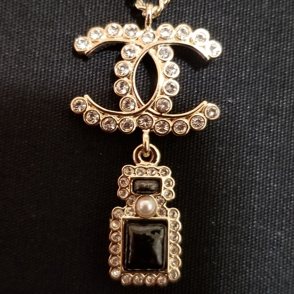 HOSTPICK!!! Chanel logo Necklace - Picture 6 of 16